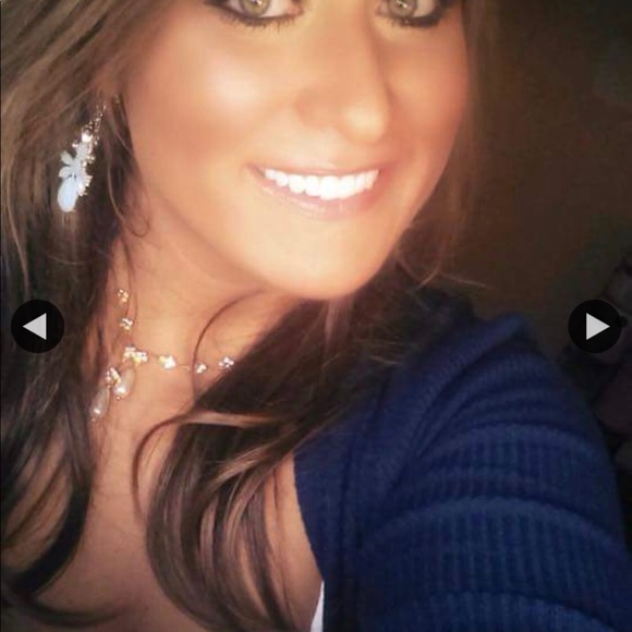 Meet your Posher, Jaymi - Picture 4 of 4